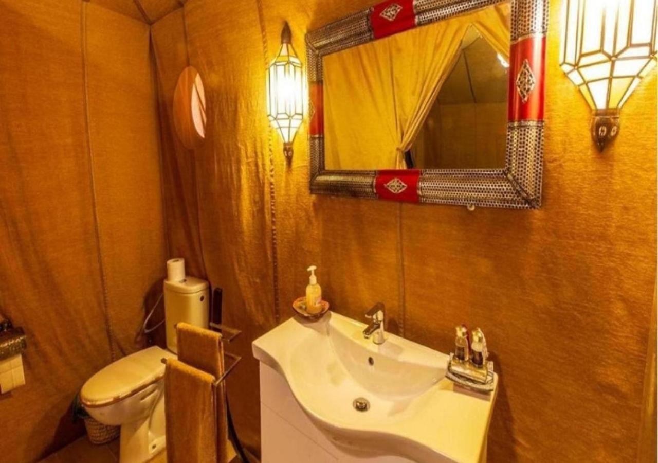 Отель Amazing Luxury Camp Мерзуга Экстерьер фото