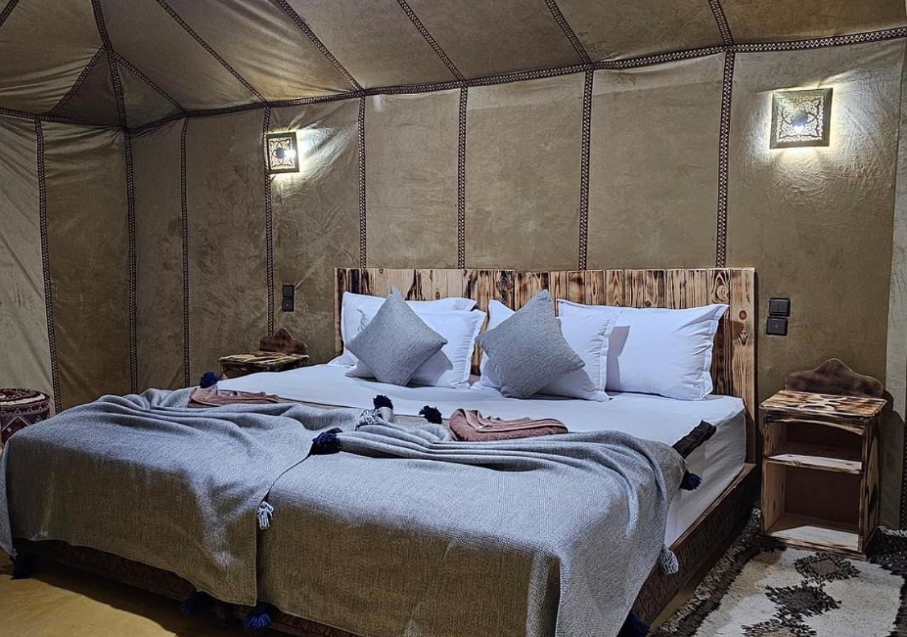 Отель Amazing Luxury Camp Мерзуга Экстерьер фото