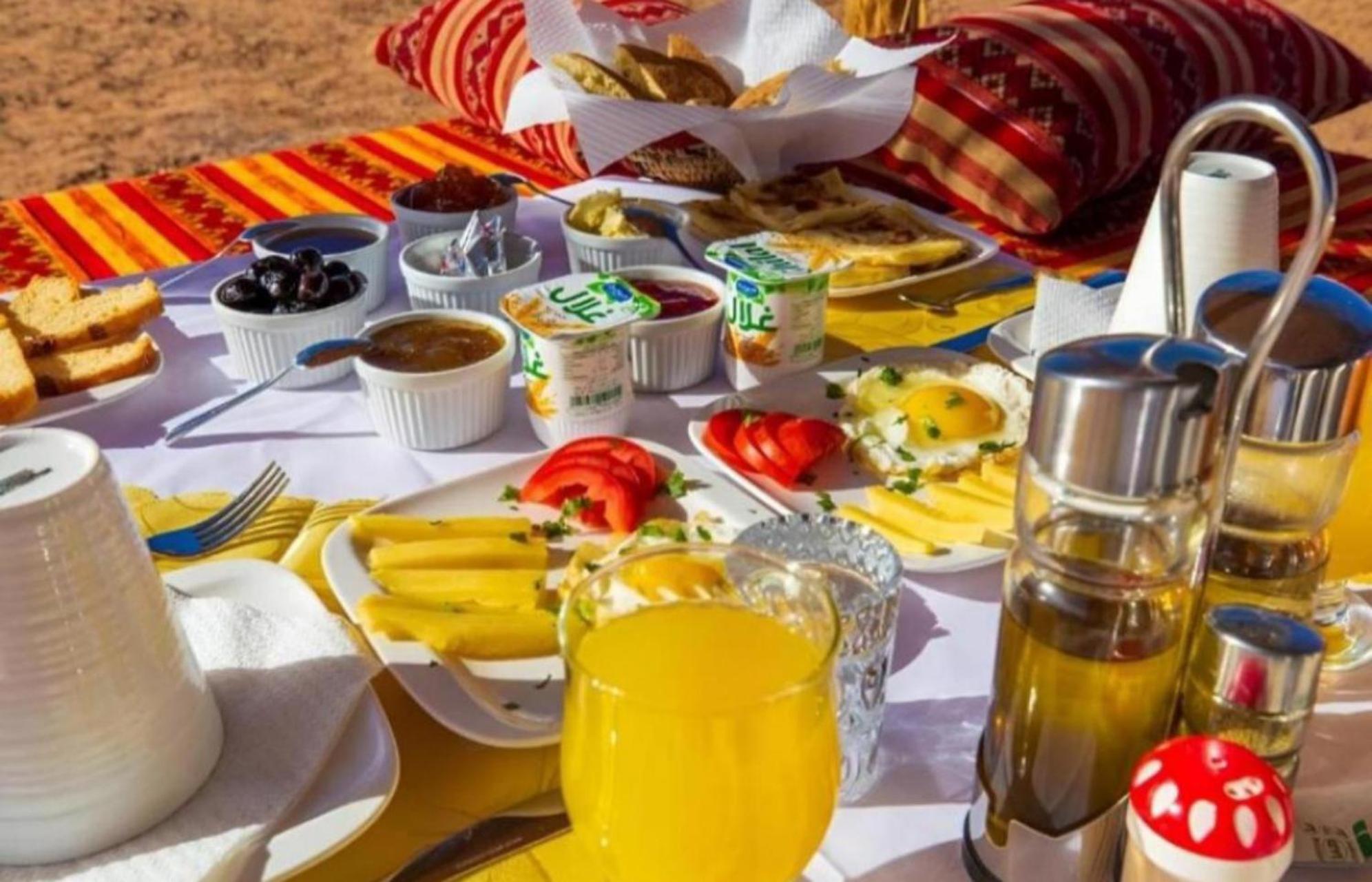 Отель Amazing Luxury Camp Мерзуга Экстерьер фото